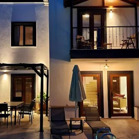 Kalkan Havuzlu Villa *